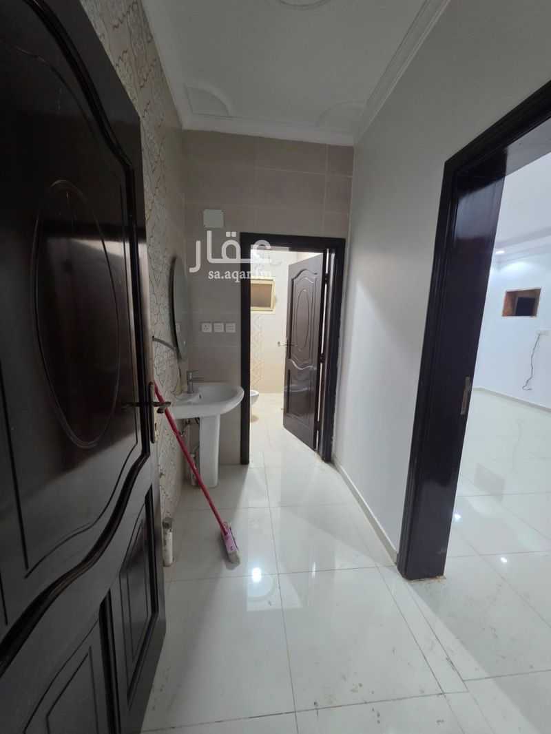 4 bedroom apartment in Al Salam, Madinah 4