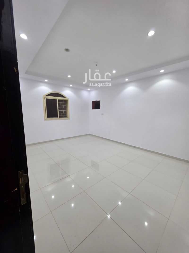 4 bedroom apartment in Al Salam, Madinah 4