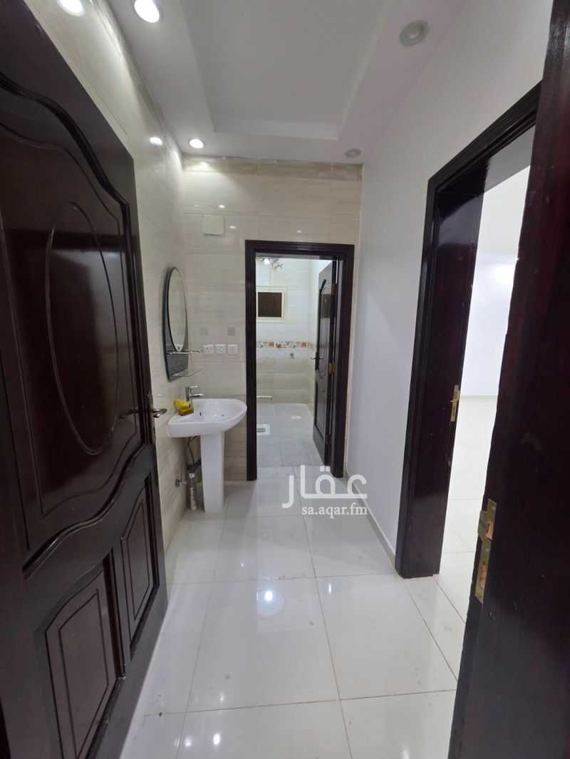 4 bedroom apartment in Al Salam, Madinah 6