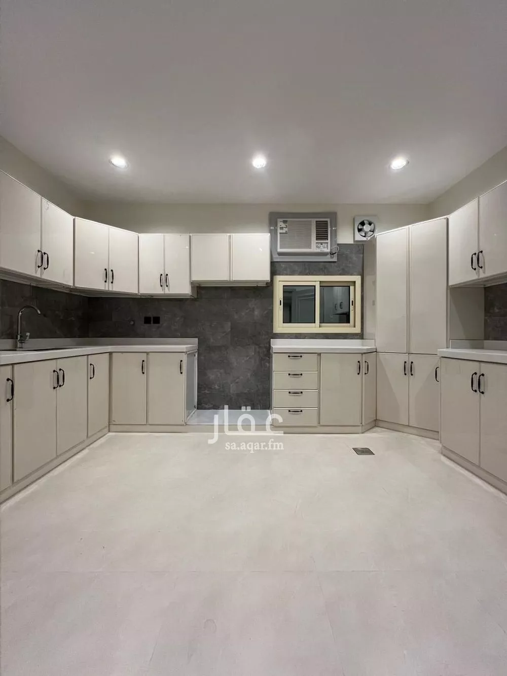 3 bedroom apartment in Qurtubah 5