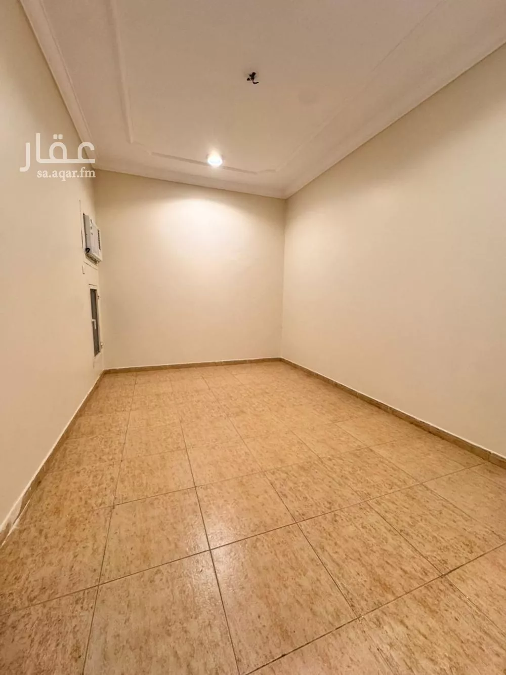 شقة 5 غرف في الشهداء 5