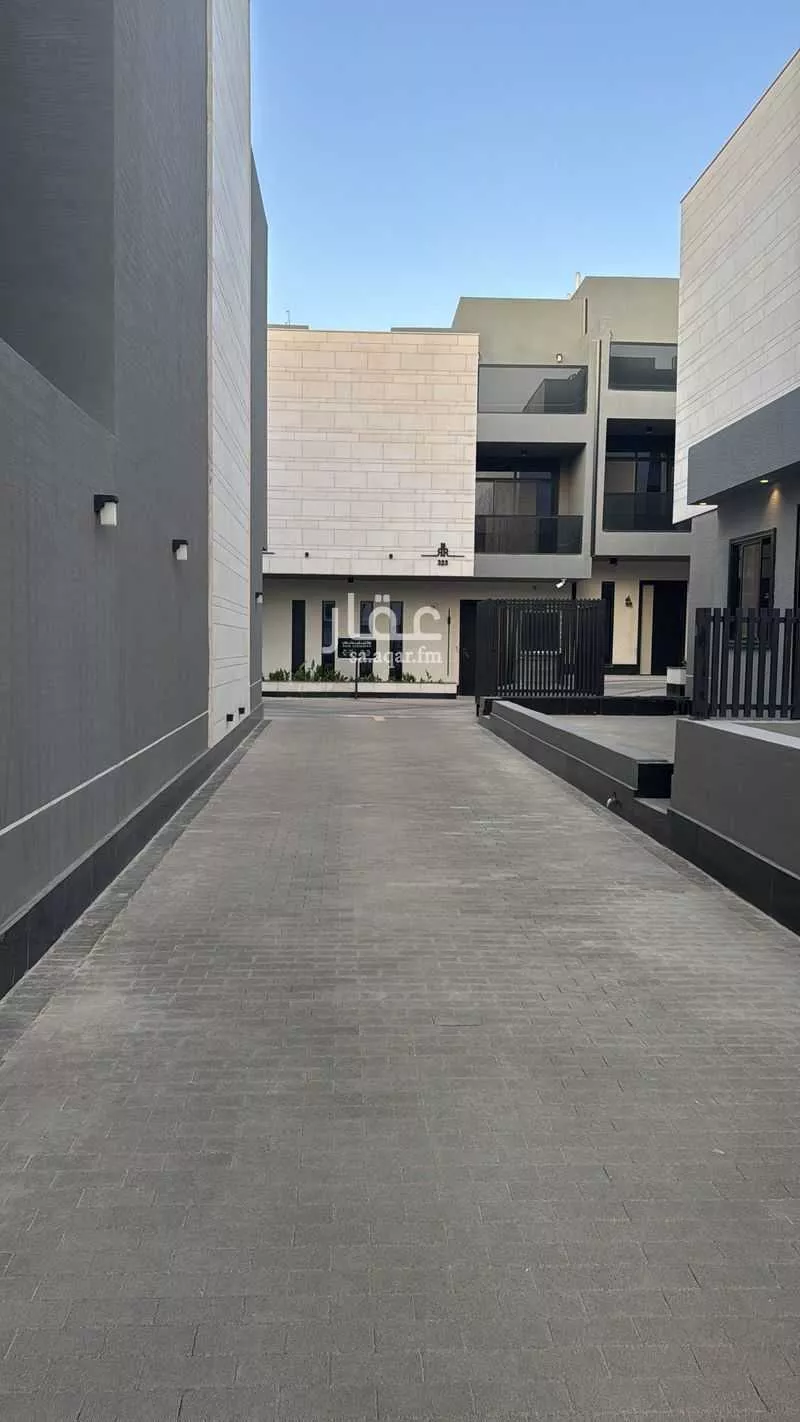 فيلا 5 غرف في العارض 3