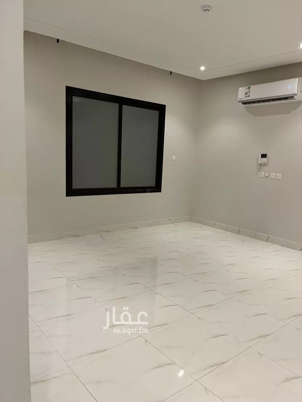 شقة 4 غرف في العارض 2