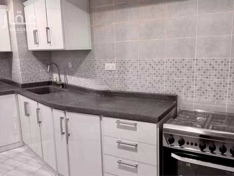 شقة 3 غرف في الملقا 3