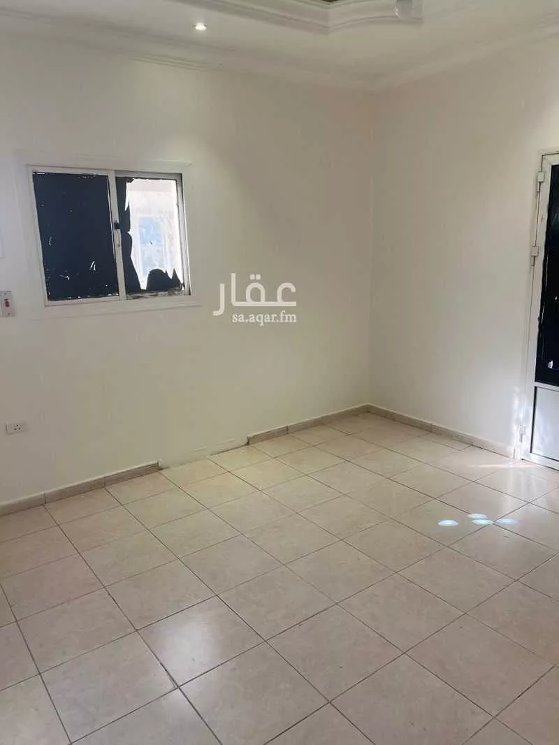 2 bedroom apartment in Al Aziziyah, Jeddah 8