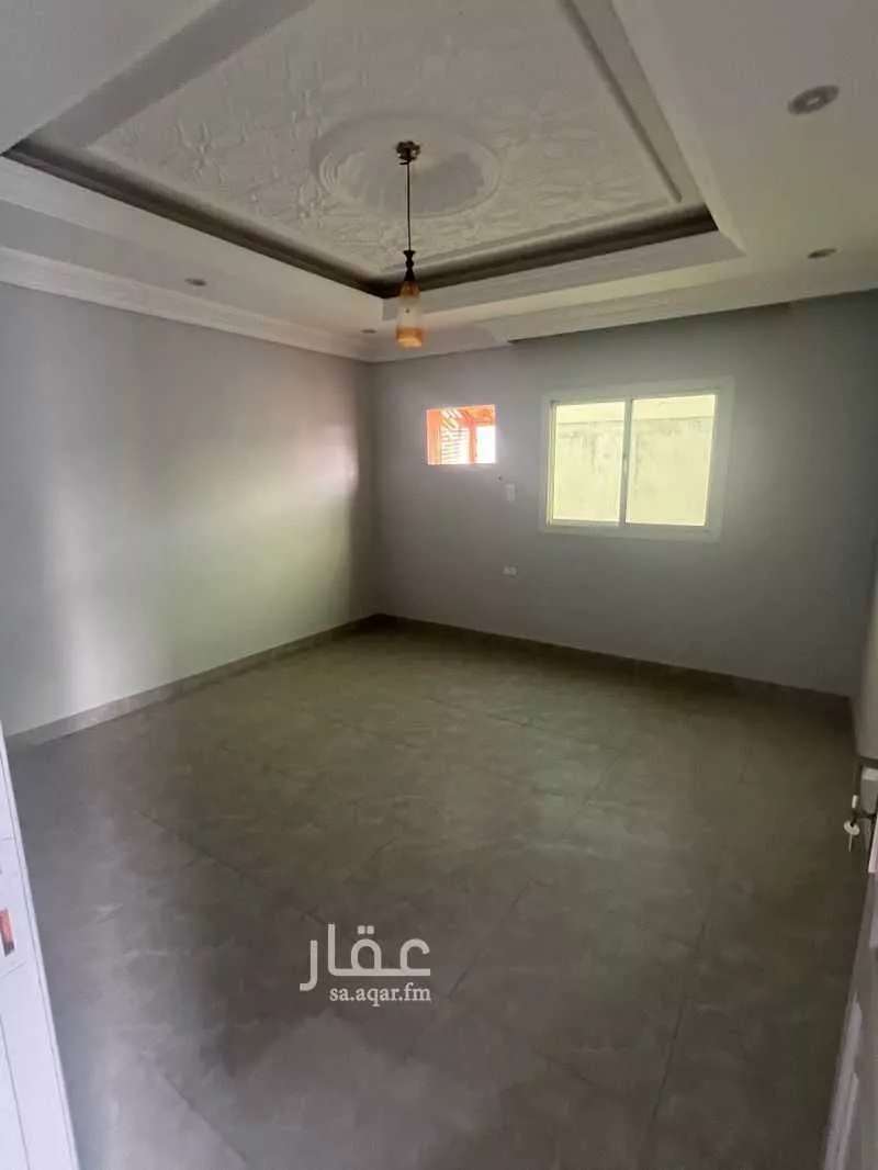 شقة 4 غرف في الصفا 5