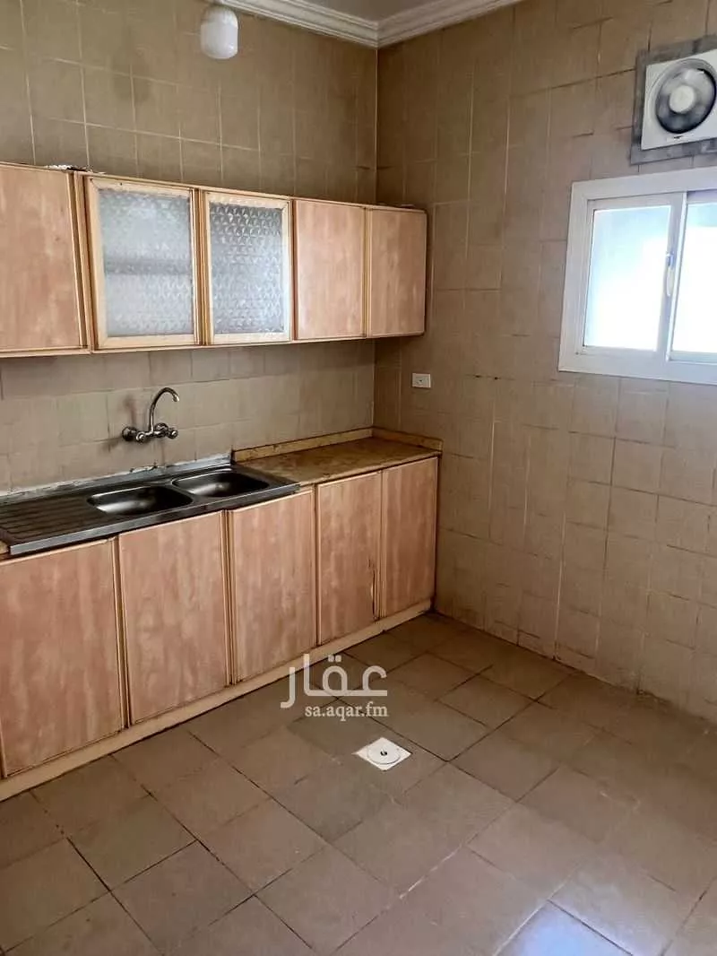 2 bedroom apartment in Al Aziziyah, Jeddah 5