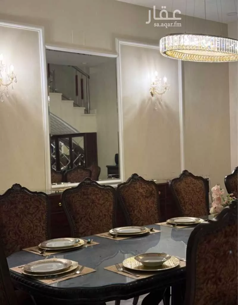 فيلا 8 غرف في الملقا 3