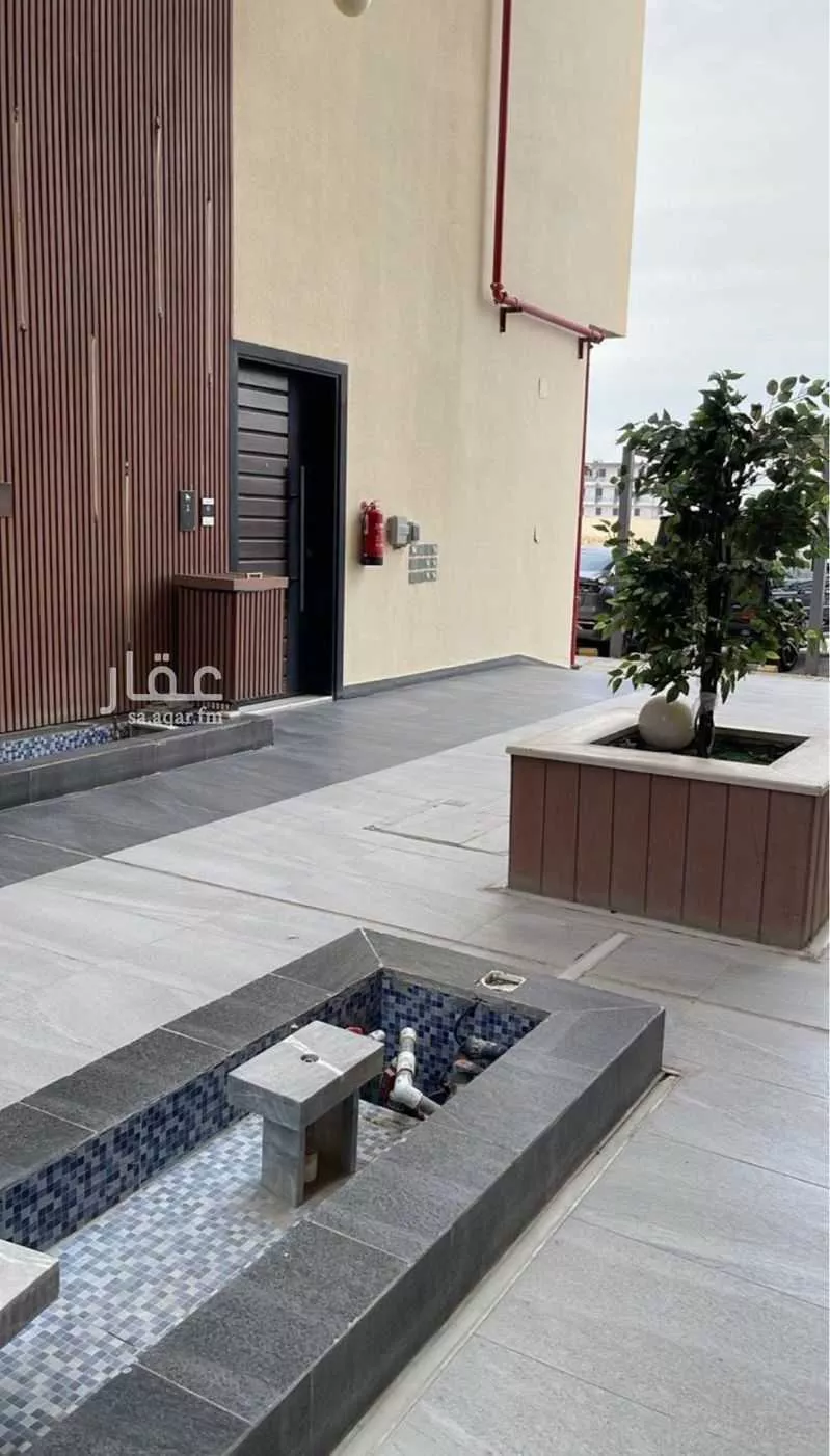 شقة 4 غرف في العارض 4