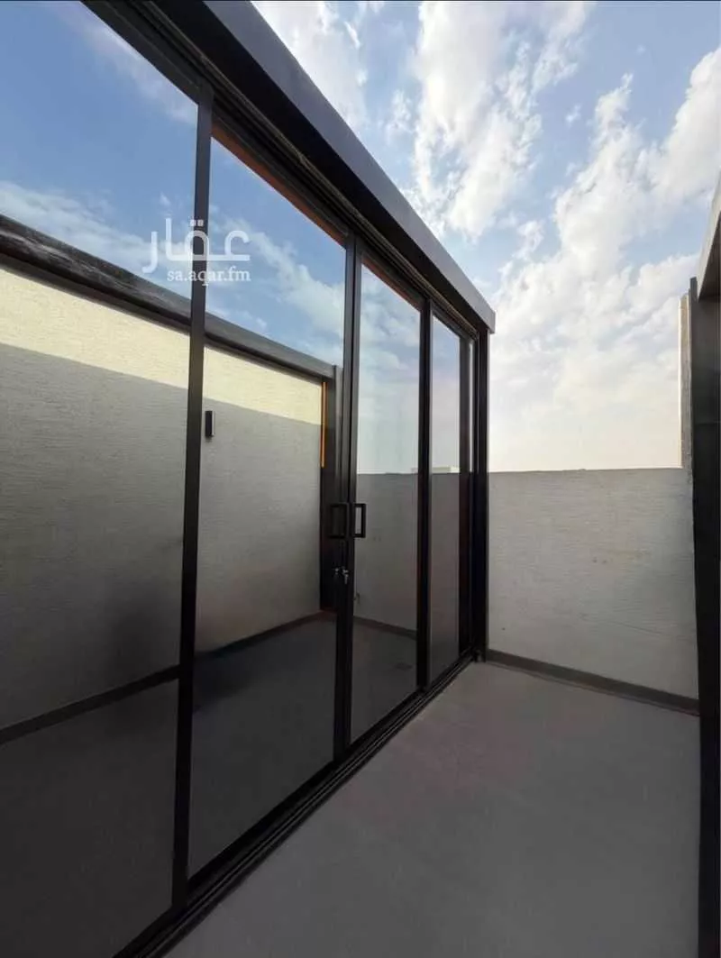 5 bedroom apartment in Hittin 4