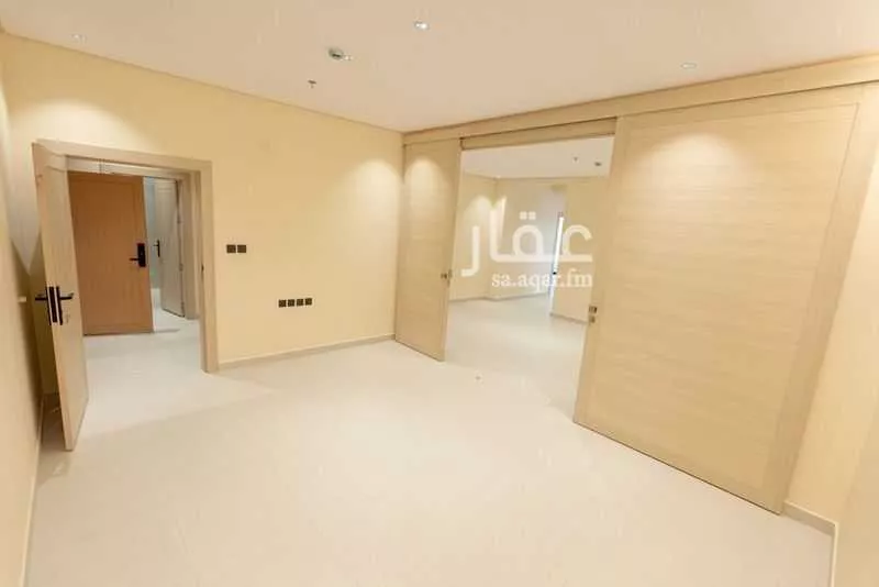 شقة 3 غرف في الرمال 4