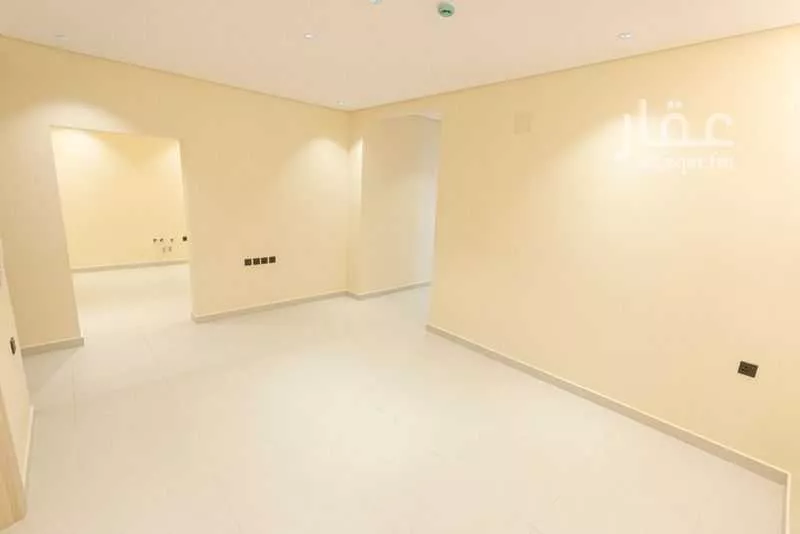 شقة 3 غرف في الرمال 2