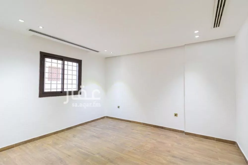 شقة 2 غرف في الروضة 4