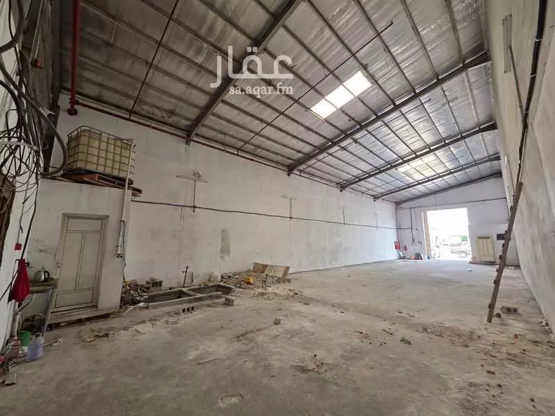 مستودع 8830 م² في الفيحاء 5