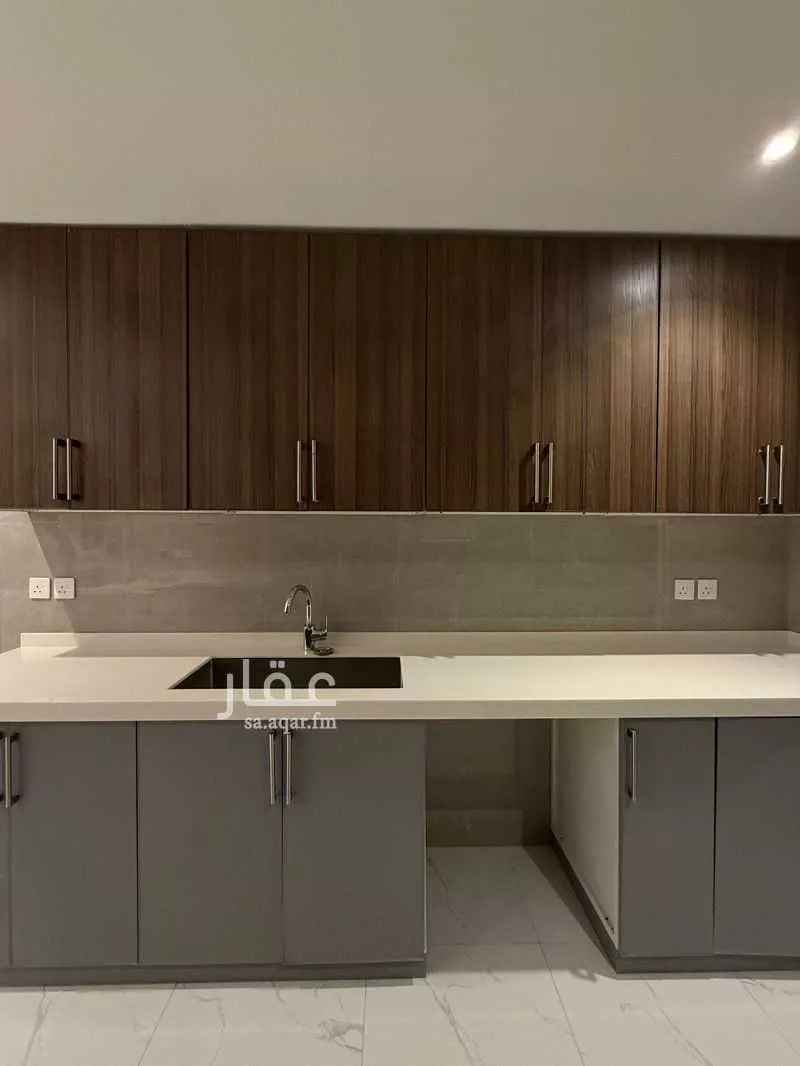 4 bedroom apartment in Al Rawabi, Eastern Province 8