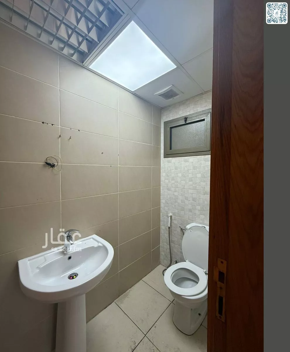 4 bedroom office in Al Basateen, Jeddah 12