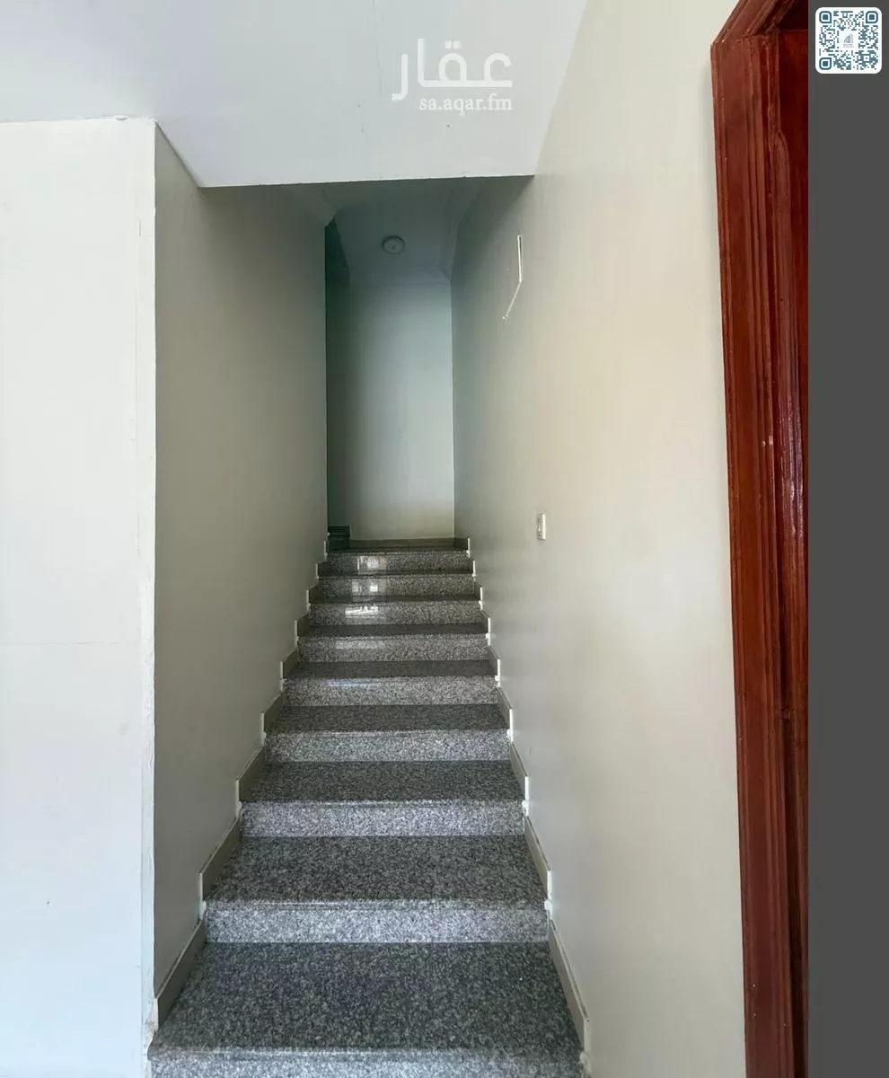 فيلا 20 غرف في البساتين 5