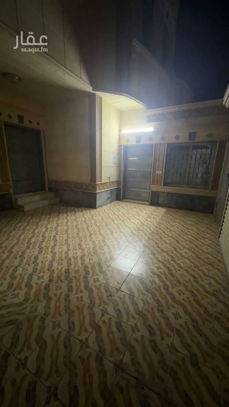 فيلا 4 غرف في ظهرة لبن 3