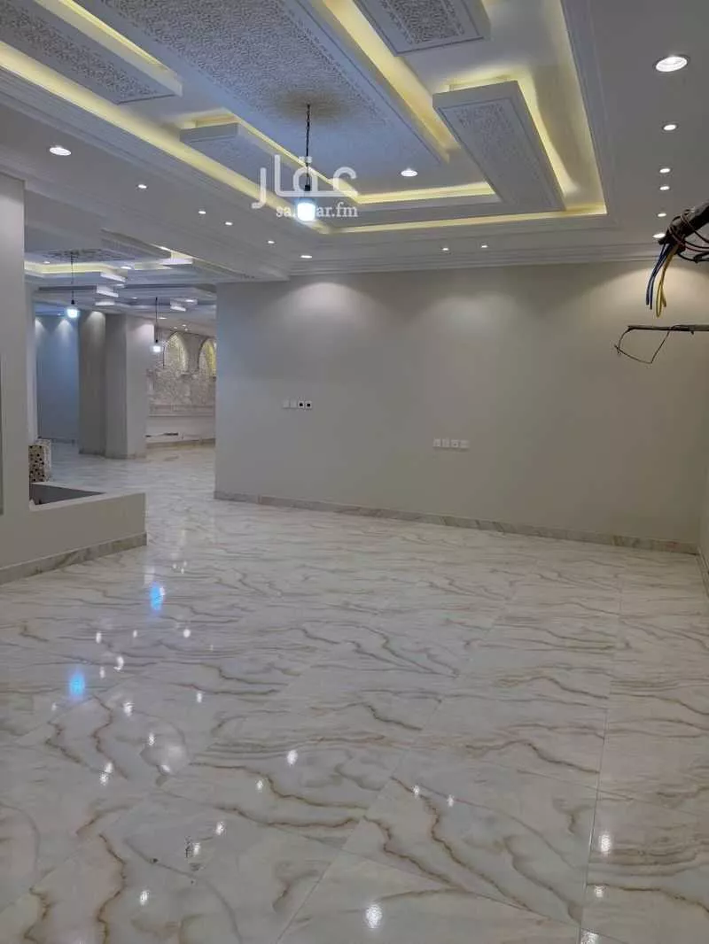 مستودع 385 م² في جدة 3