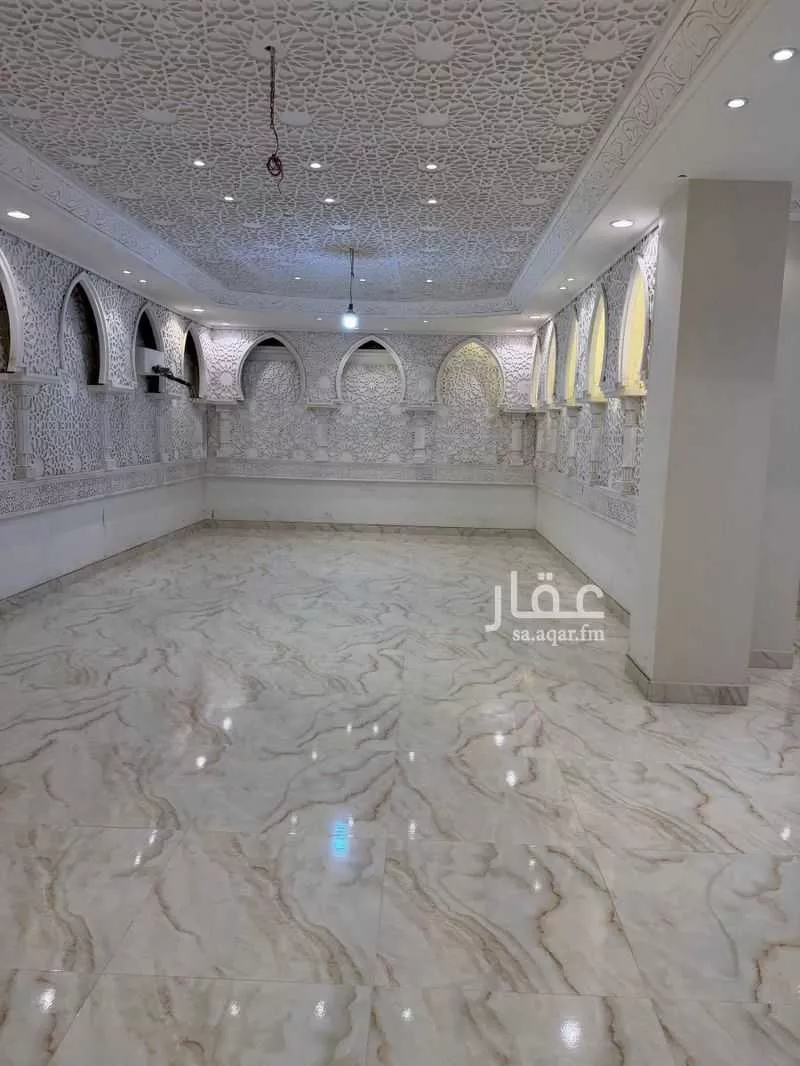 مستودع 385 م² في جدة 4