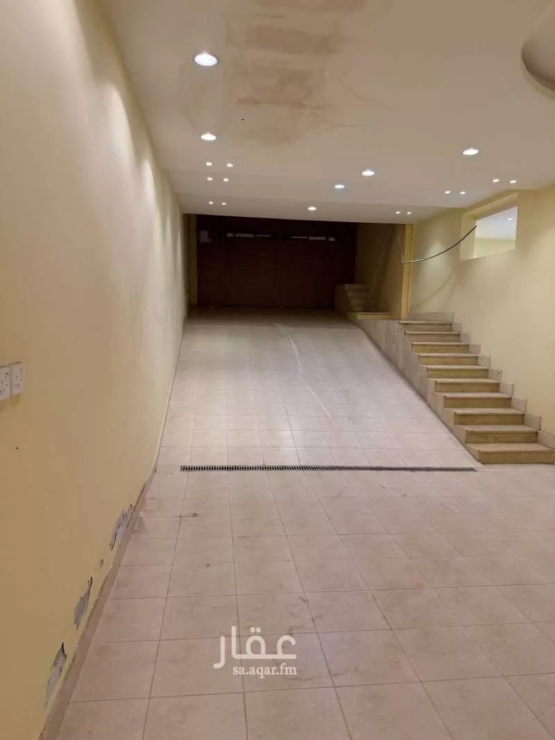 مستودع 385 م² في جدة 5
