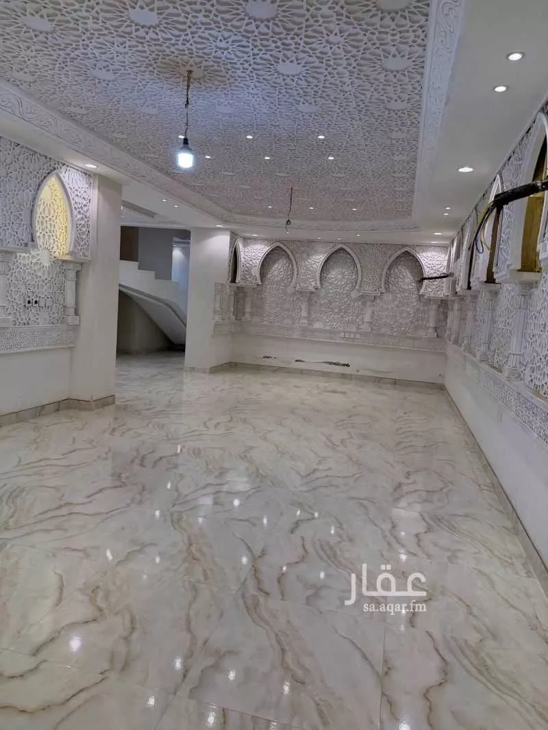 عقار 1 غرف في جدة 10