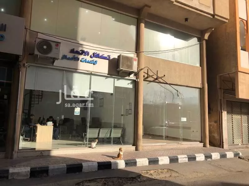 مكتب 267 م² في السوق 2