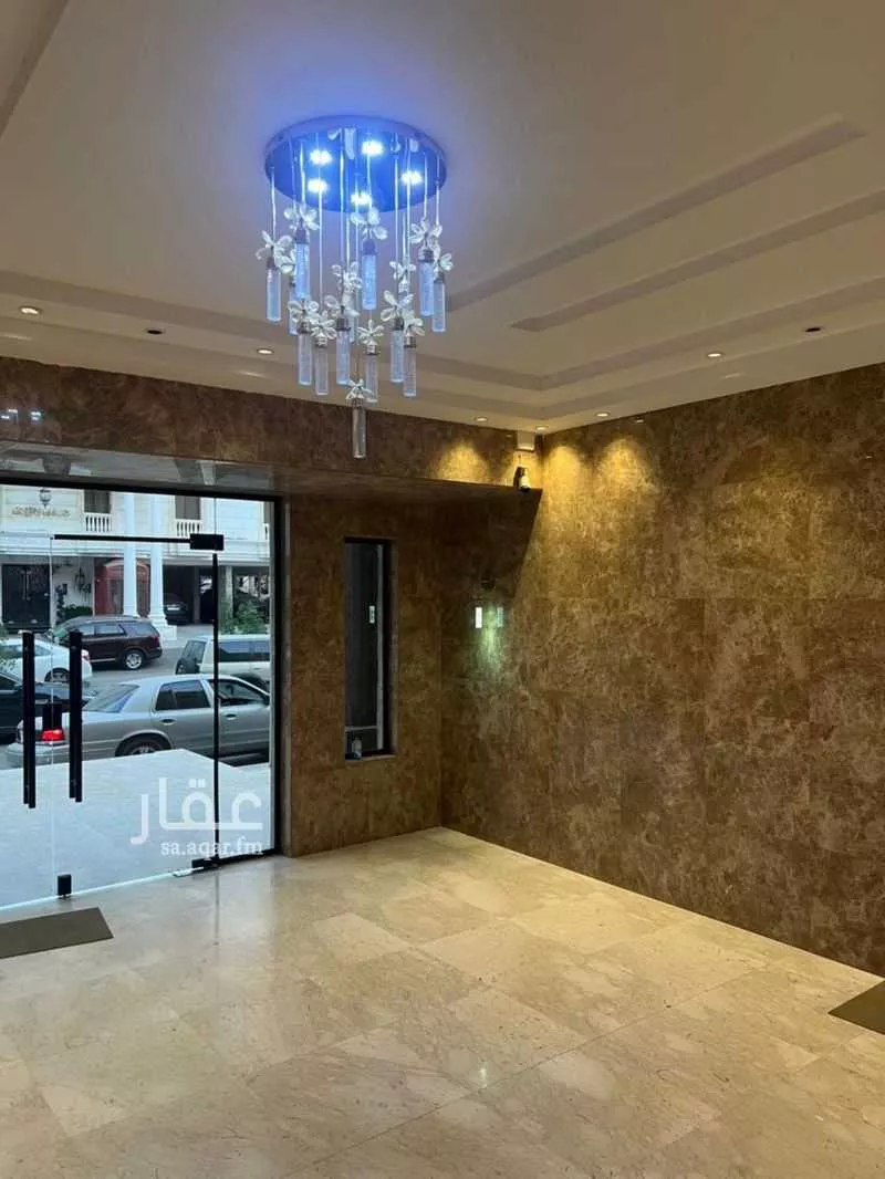 شقة 6 غرف في الريان 1