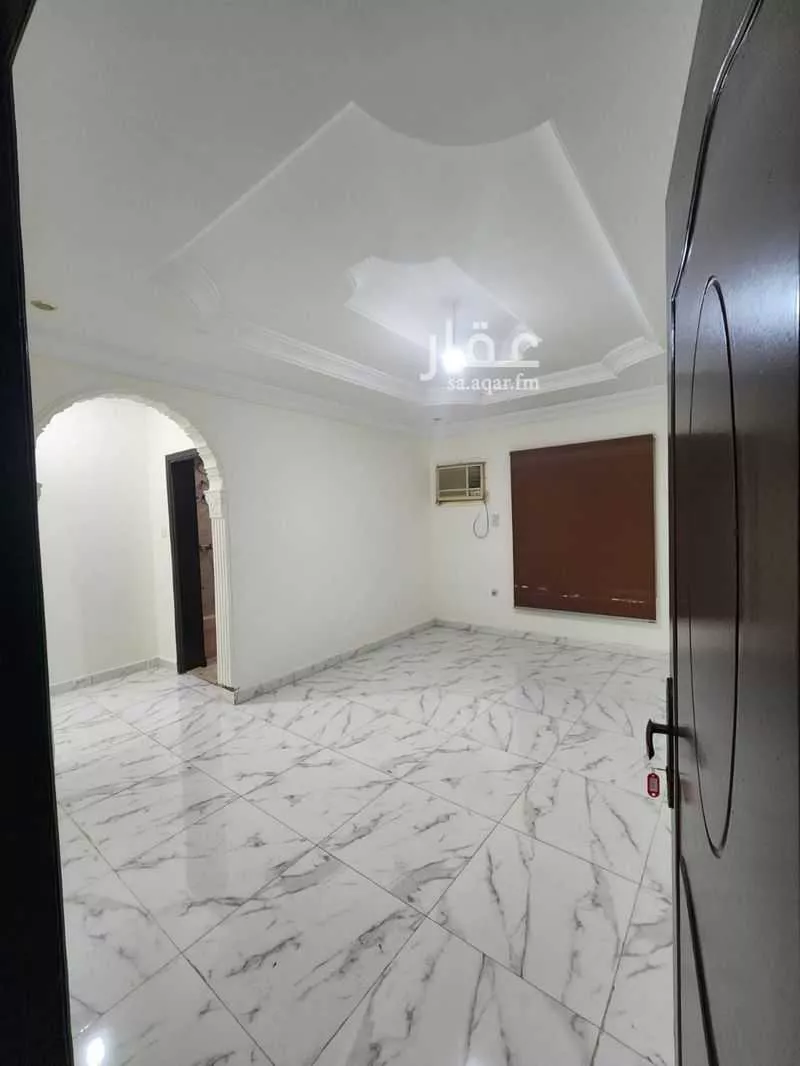 شقة 5 غرف في الفيصلية 5