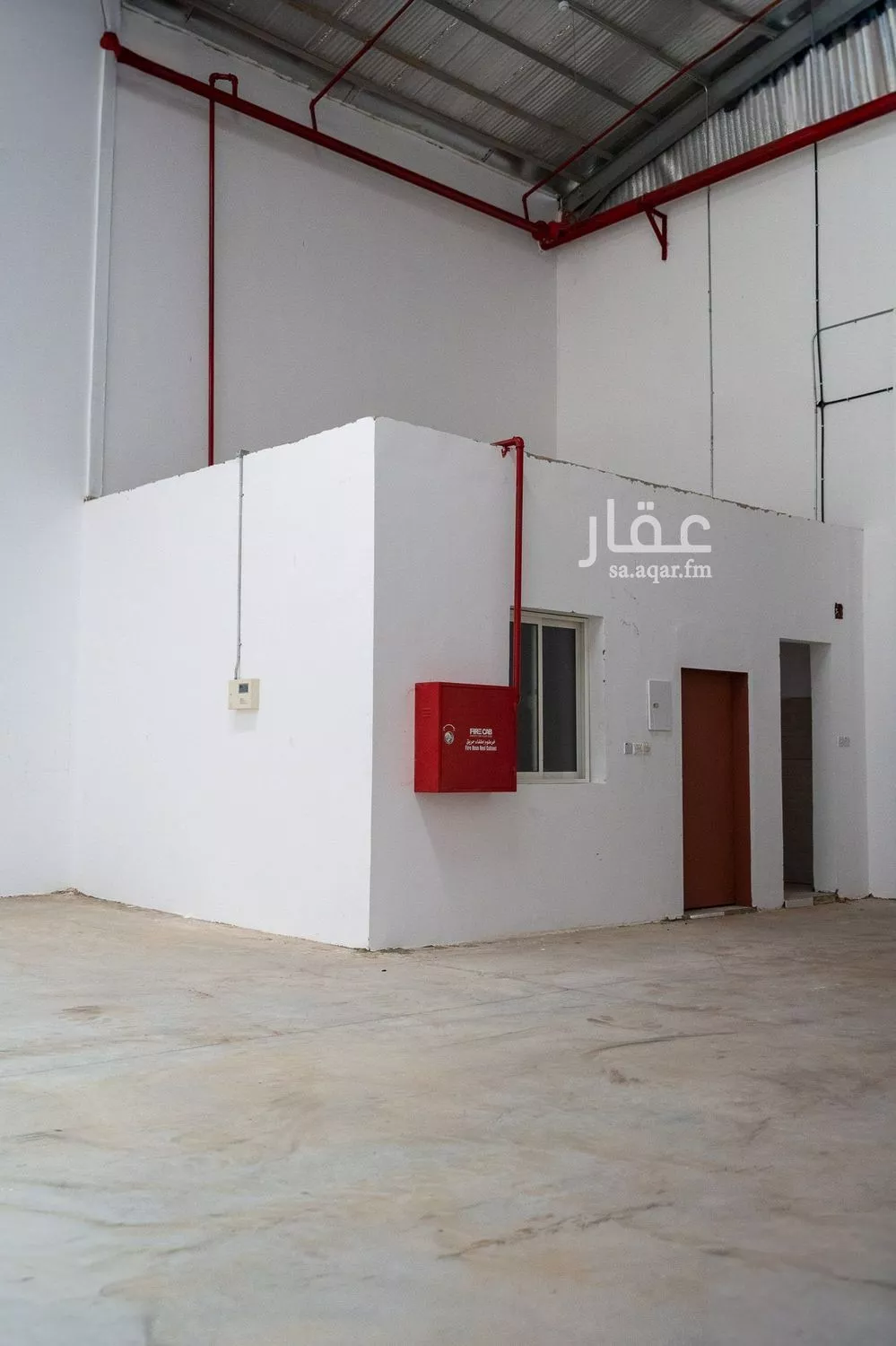 مستودع 3000 م² في بنبان 3