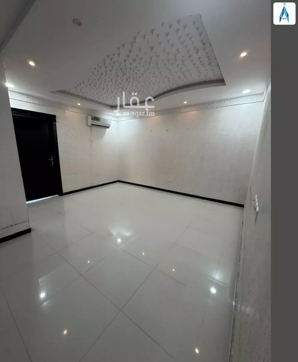 4 bedroom villa in Dhahrat Laban, Riyadh 19