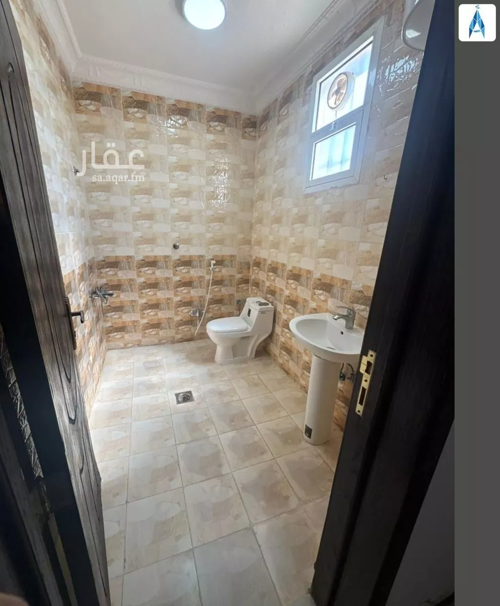 4 bedroom villa in Dhahrat Laban, Riyadh 36