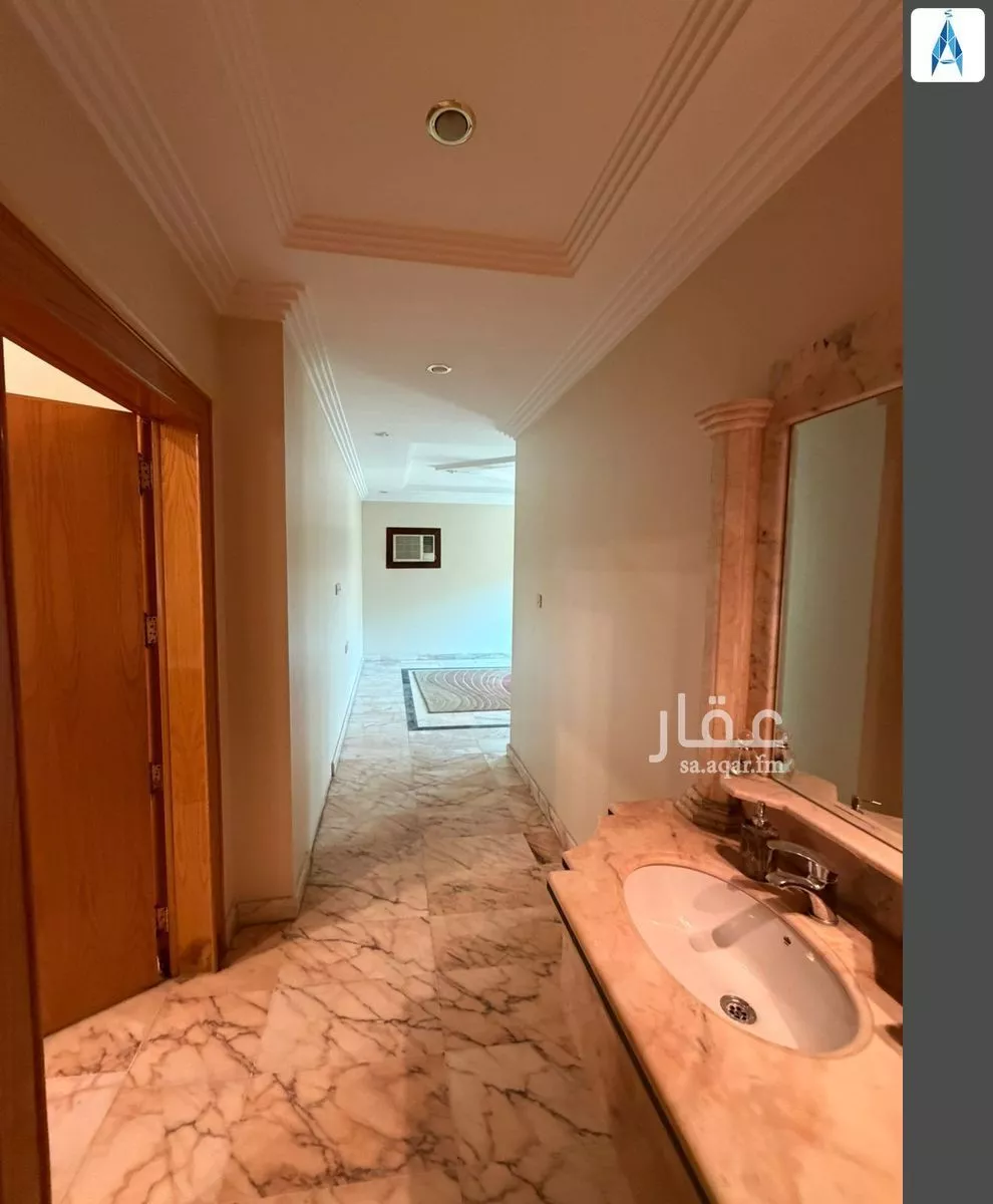 7 bedroom villa in Al Wadi, Riyadh 10