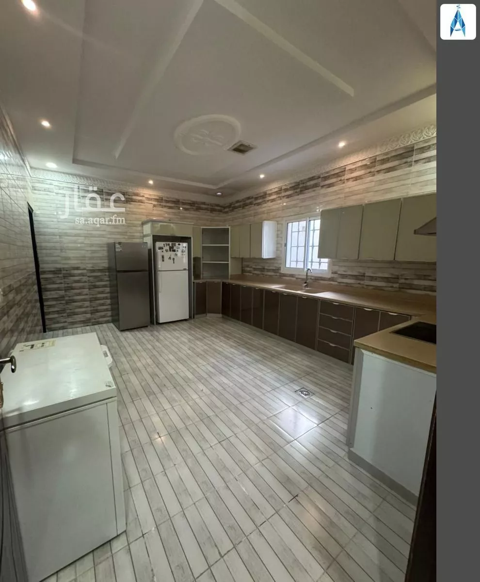 4 bedroom villa in Dhahrat Laban, Riyadh 14