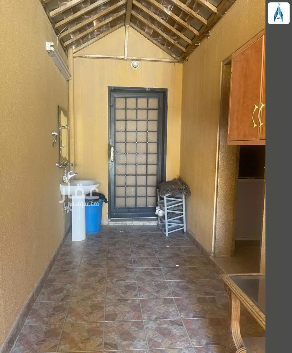 6 bedroom villa in Al Ghadir, Riyadh 11