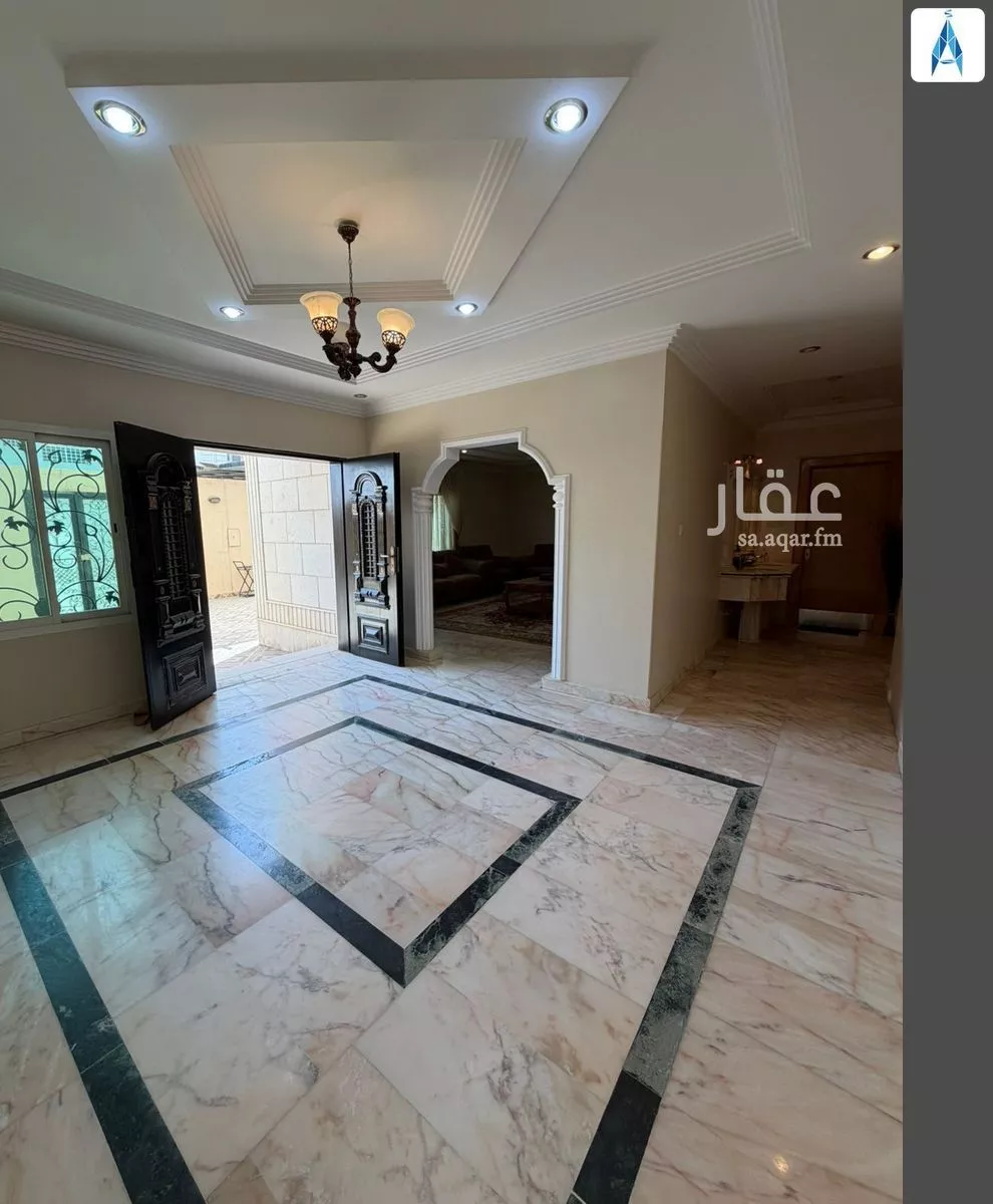 7 bedroom villa in Al Wadi, Riyadh 11