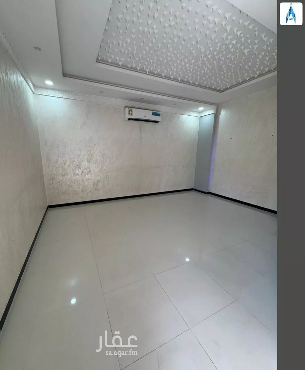 4 bedroom villa in Dhahrat Laban, Riyadh 6