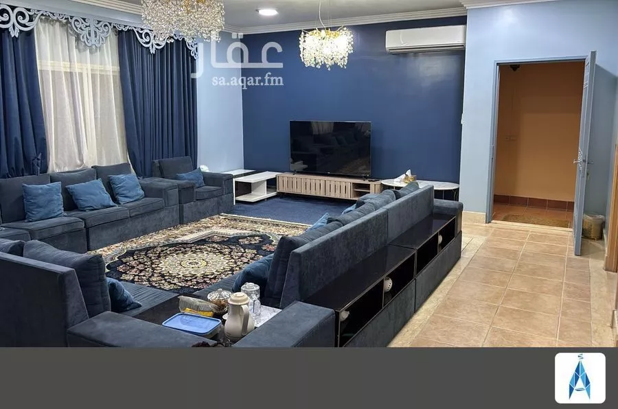 4 bedroom villa in Al Ghadir, Riyadh 7