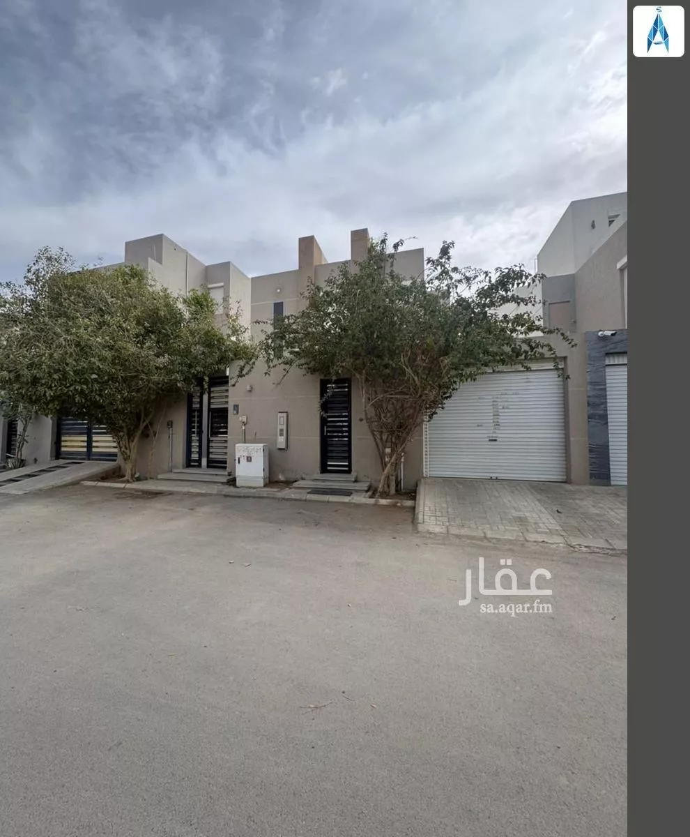 5 bedroom villa in Al Yasmin 3