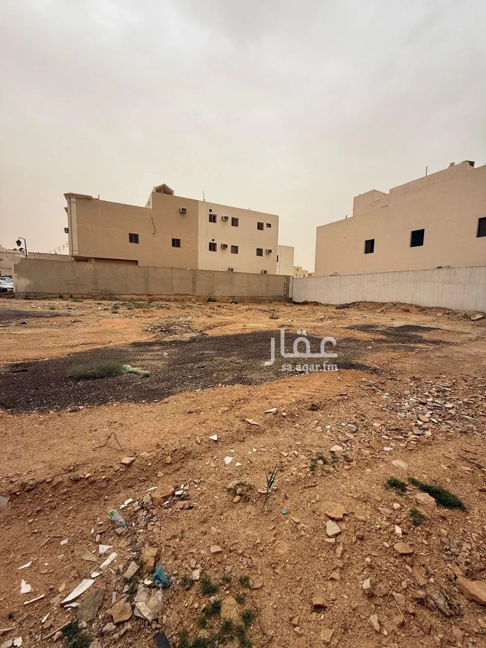 900 sqm land in Dhahrat Laban 4