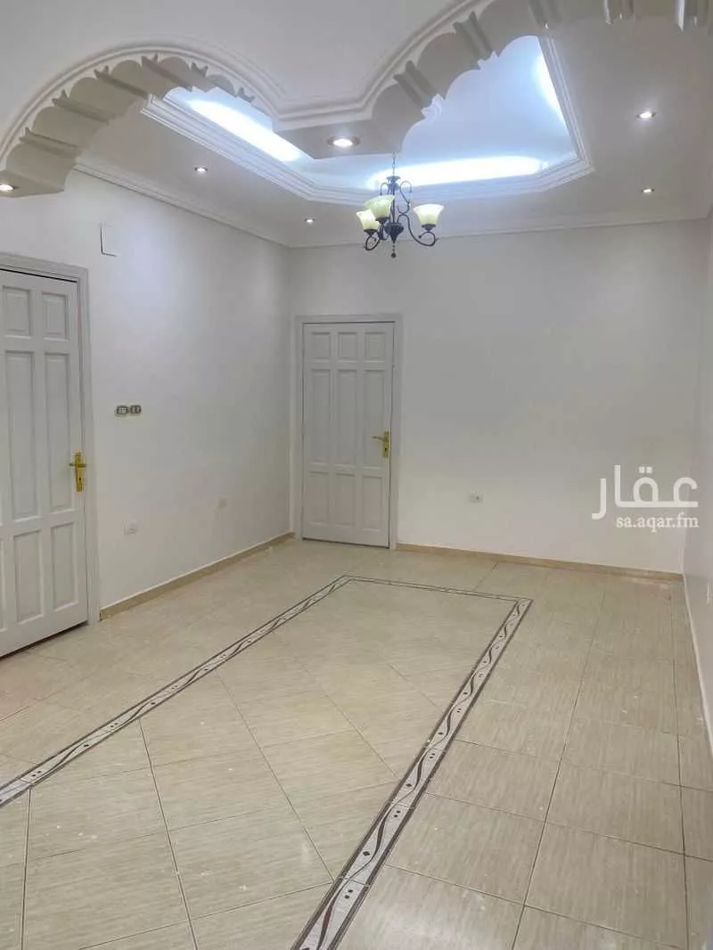 5 bedroom floor in Al Safa 2