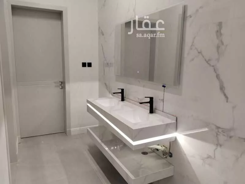 فيلا 4 غرف في المهدية 3