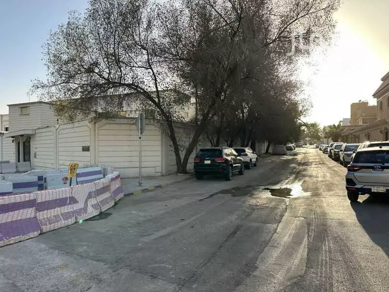 10 bedroom villa in An Namudhajiyah, Riyadh 5