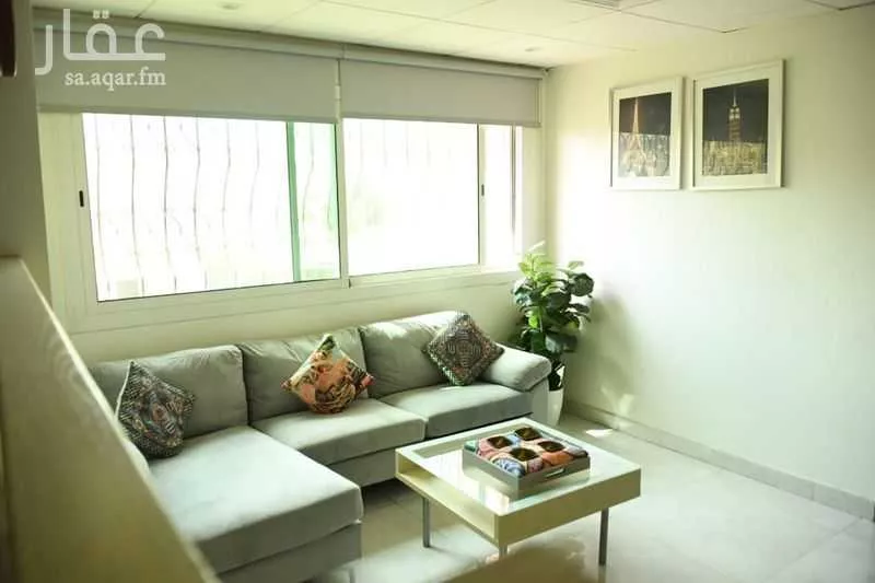 8 bedroom villa in An Namudhajiyah, Riyadh 5