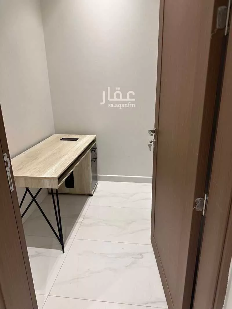 دور 4 غرف في النموذجية 5