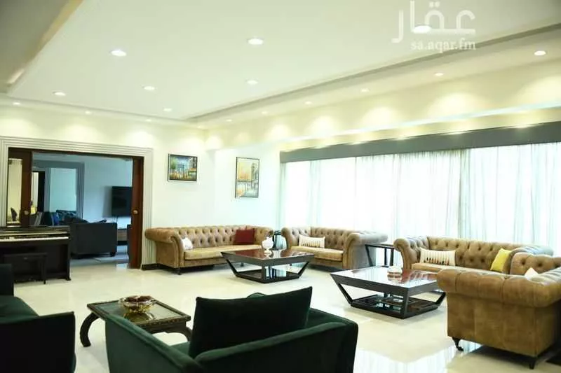 8 bedroom villa in An Namudhajiyah, Riyadh 22