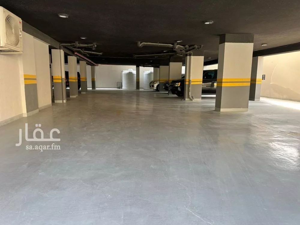 شقة 5 غرف في الحمرا 4