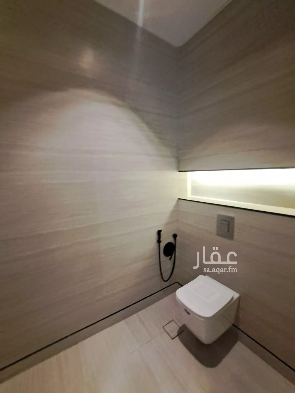 دور 4 غرف في العارض 4