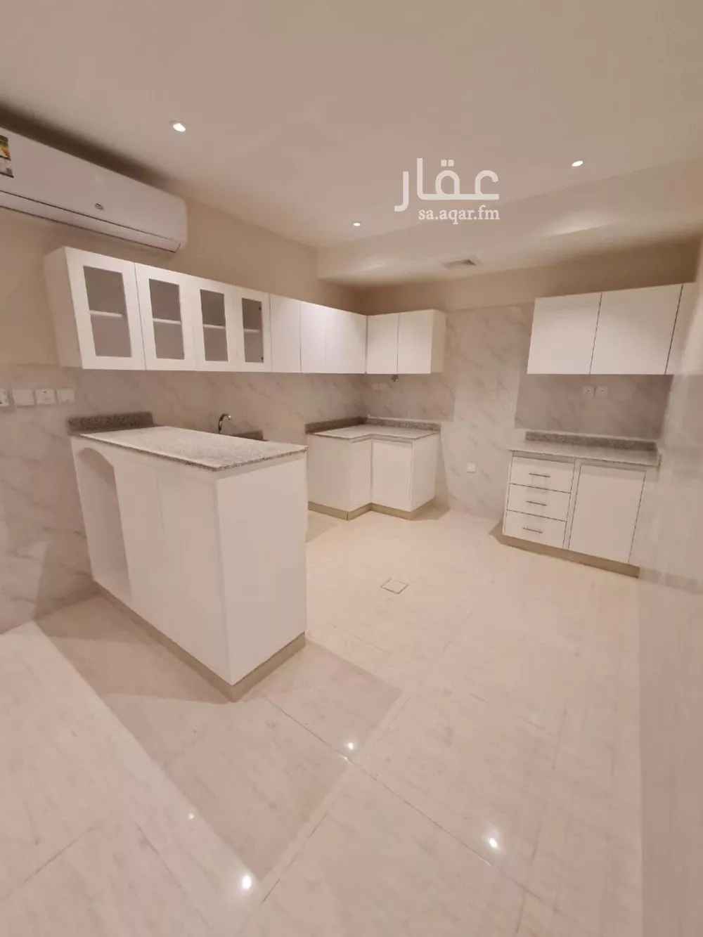 4 bedroom villa in Sports City, Eastern Province 11