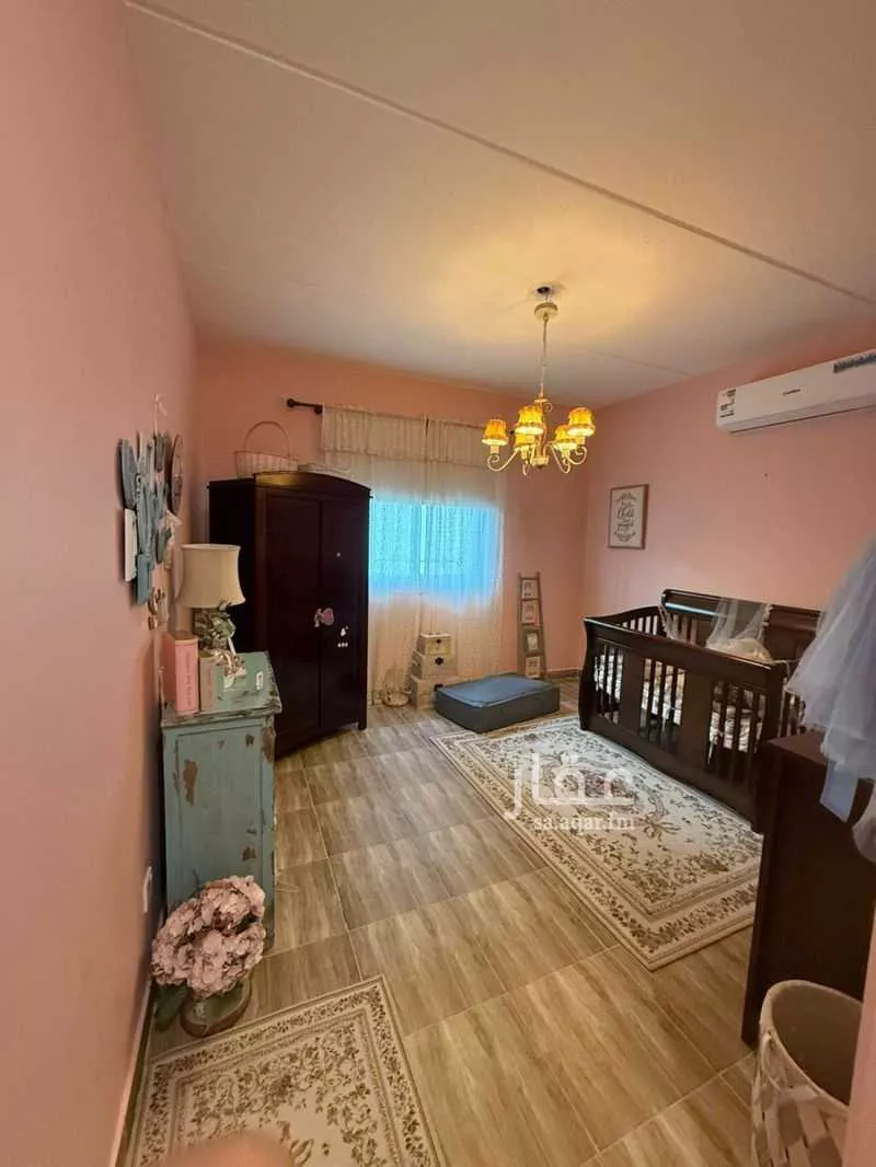 5 bedroom villa in Al Aridh 3